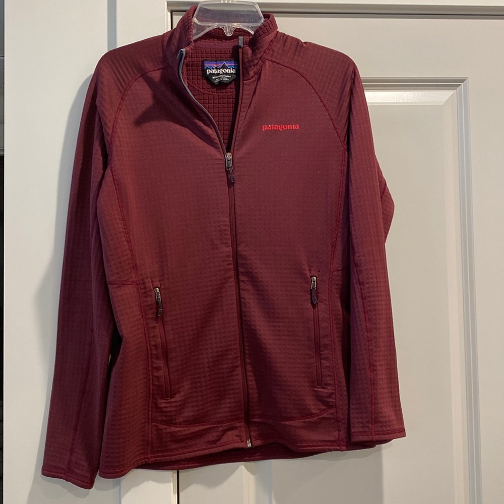 PATAGONIA WOMENS ZIP JACKET